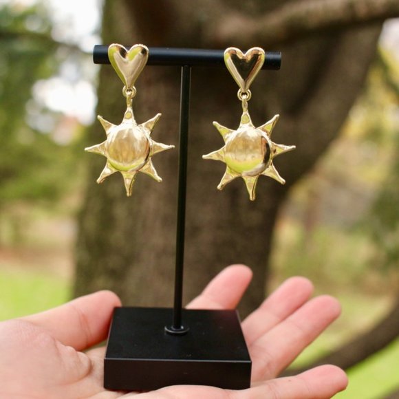 New Anthropologie Gold Heart Sun Drop Earrings - Picture 7 of 9